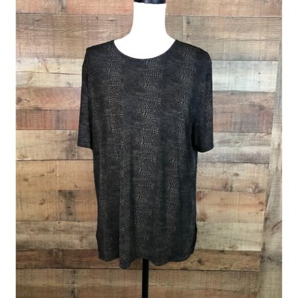 Women's Size Large LIZ BAKER Animal Print Short Sleeve Blouse - Picture 3 of 9